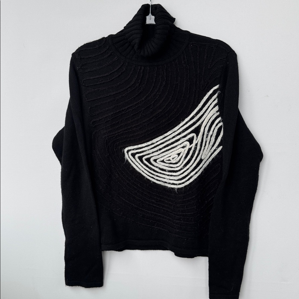 Coccole, Women’s Black and White Wool Blend Turtleneck, Size XL